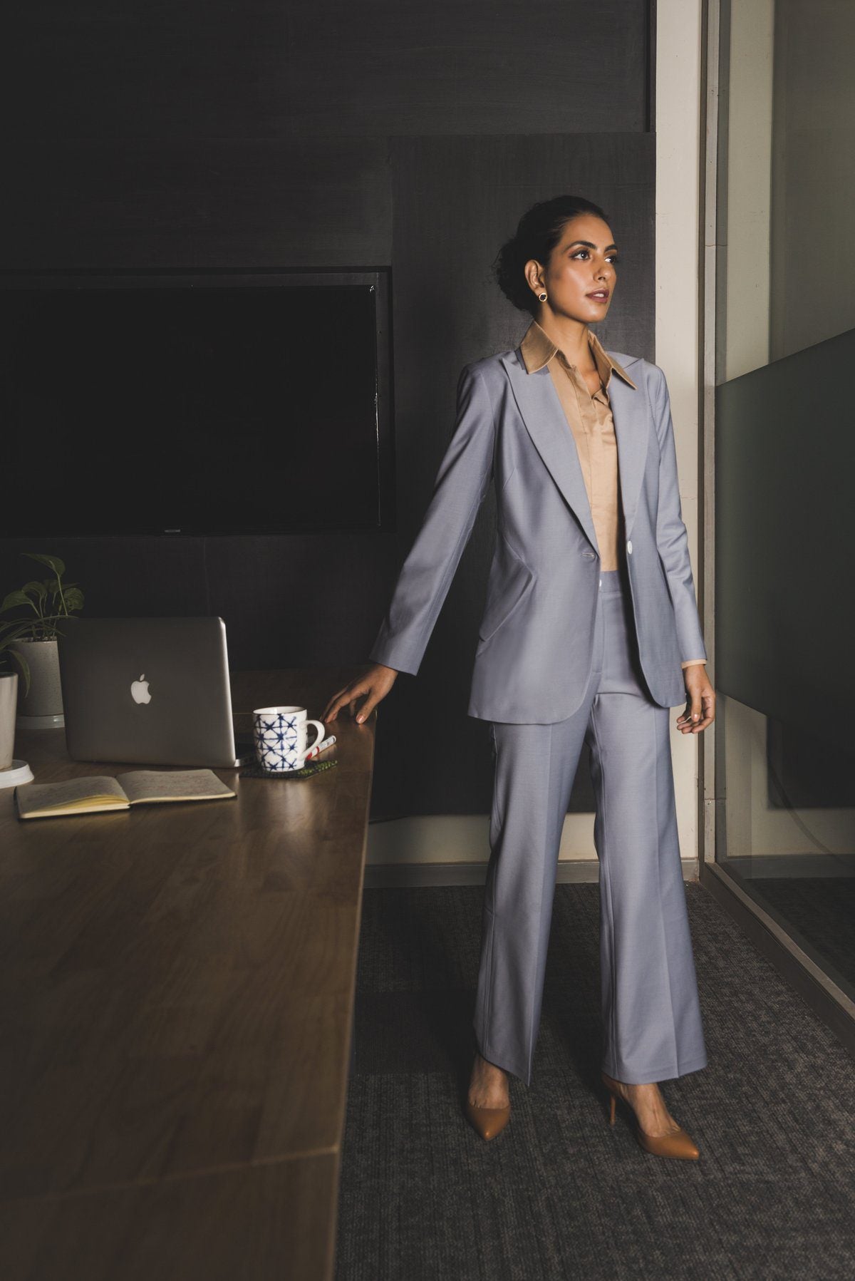 Cotton blazer and pantsuit for woman